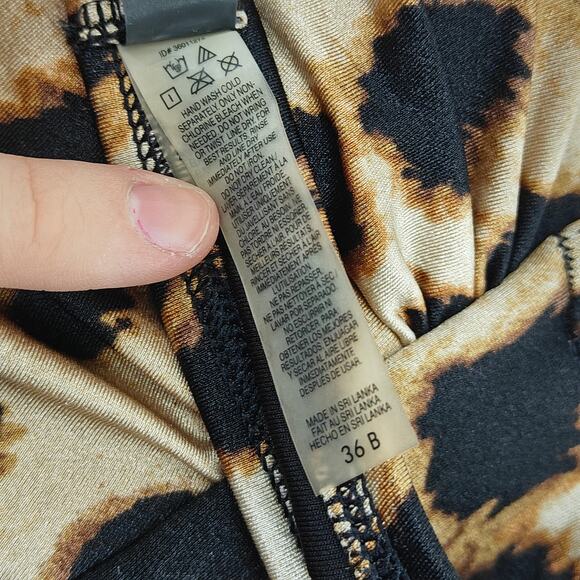 Victoria Secret Strapless Underwire Bikini Top Leopard Print 36B - Picture 2 of 3